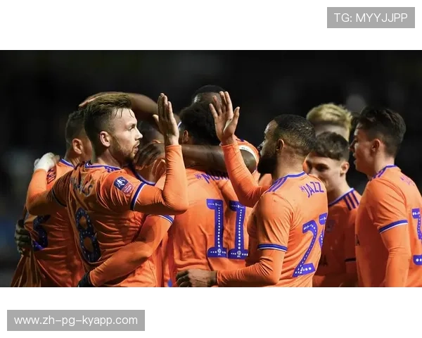 卡莱尔联防守稳定，蓝衫军誓取关键分，卡莱尔执教篮网